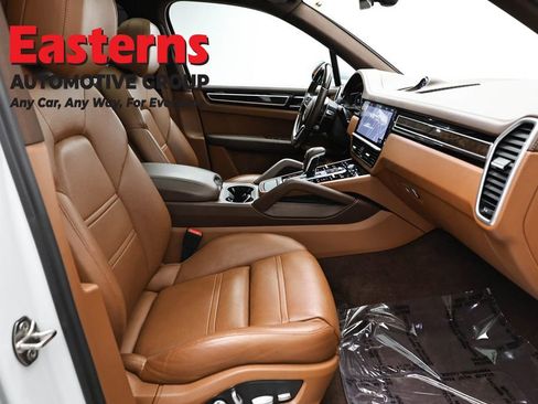 Used 2019 Porsche Cayenne E-Hybrid AWD/4WD image 24
