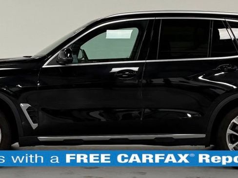 Used 2024 BMW X5 xDrive40i w/ Parking Assistance Package AWD/4WD image 2