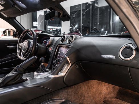 Used 2014 SRT Viper GTS w/ GTS Laguna Interior Package image 21