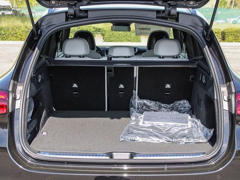New 2026 Mercedes-Benz GLC 300 4MATIC image 25