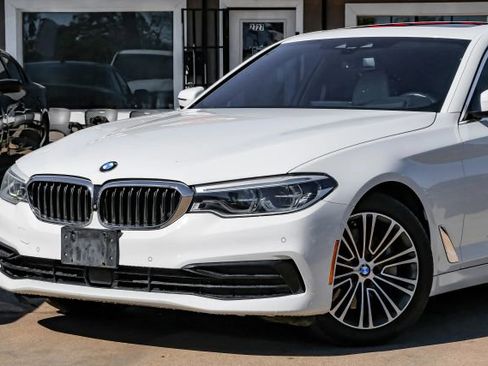 Used 2019 BMW 540i w/ Executive Package image 6