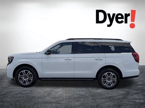 Used 2025 Ford Expedition Active AWD/4WD image 9