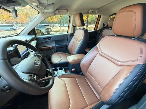 Certified 2023 Ford Maverick Lariat w/ Lariat Luxury Package image 13