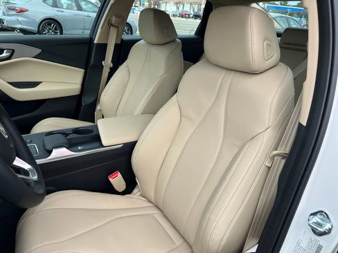 Certified 2025 Acura TLX w/ Technology Package image 15