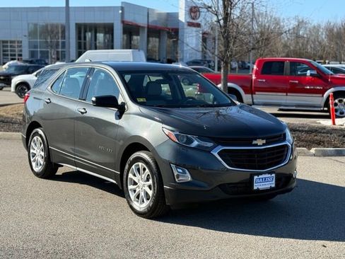 Used 2019 Chevrolet Equinox LS image 3