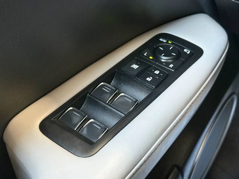 Used 2019 Lexus RX 350 AWD w/ Navigation Package image 40