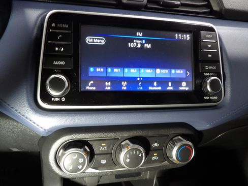 Used 2024 Nissan Versa SV w/ Trunk Package image 13