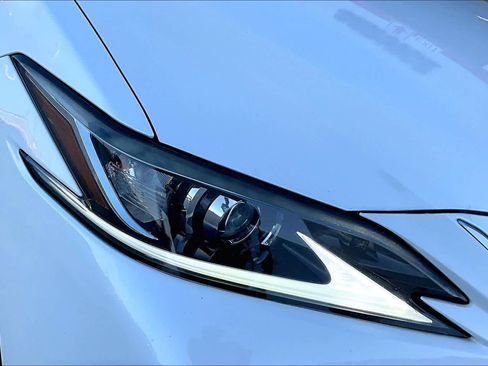 Used 2019 Lexus ES 350 w/ Accessory Package 2 image 25