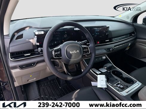 New 2026 Kia Carnival EX FWD image 25