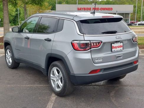Used 2023 Jeep Compass Sport AWD/4WD image 15