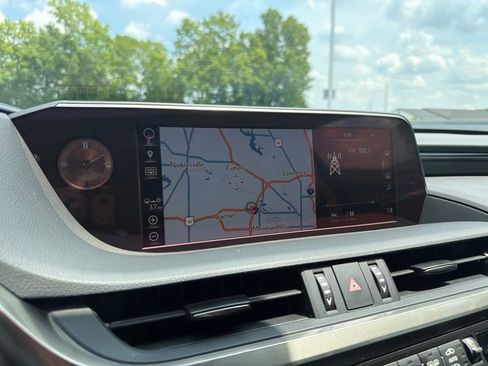 Used 2019 Lexus ES 350 w/ Premium Package FWD image 28