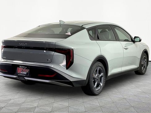 New 2026 Kia K4 LXS image 7