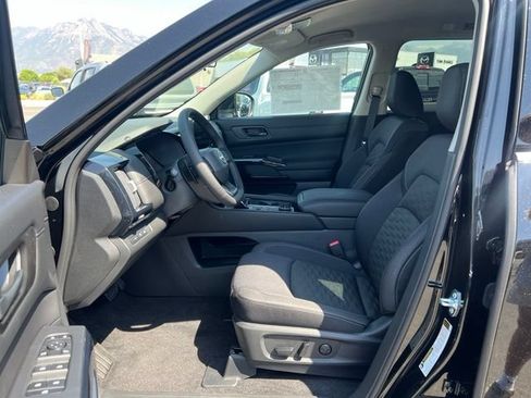 New 2026 Nissan Pathfinder SV w/ Cargo Package AWD/4WD image 21