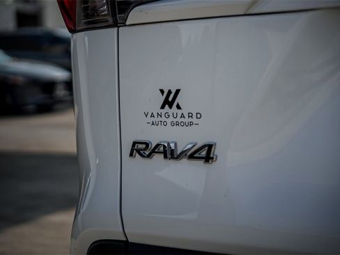 Used 2024 Toyota RAV4 LE image 9