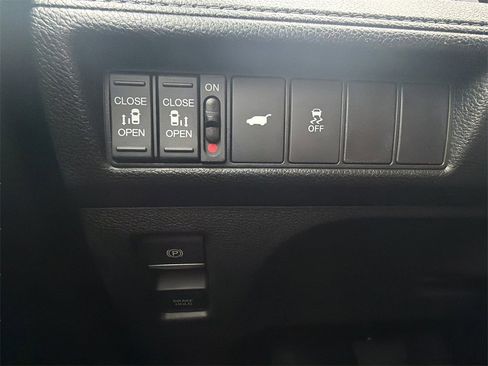 Used 2025 Honda Odyssey Sport-L image 46