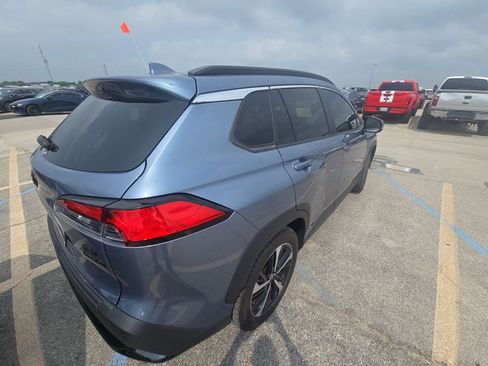 Used 2024 Toyota Corolla Cross AWD Hybrid w/ Convenience Package image 6