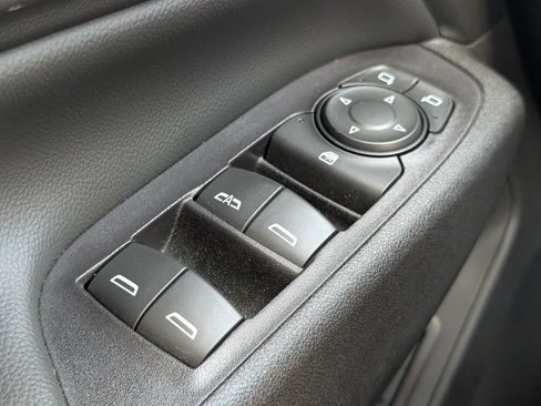 Used 2020 Chevrolet Equinox LT w/ Midnight Edition AWD/4WD image 18