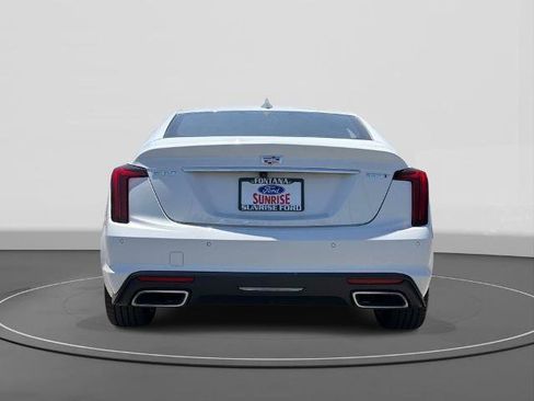 Used 2023 Cadillac CT5 Luxury w/ Cold Weather Package RWD image 6