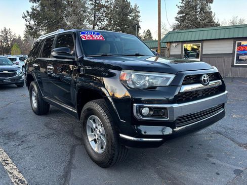 Used 2015 Toyota 4Runner Limited AWD/4WD image 6