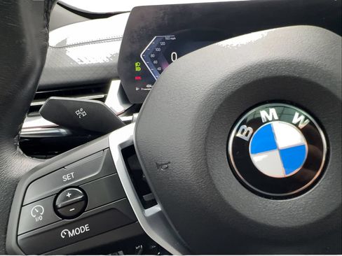 Used 2025 BMW X2 xDrive28i AWD/4WD image 42