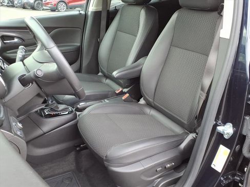 Certified 2022 Buick Encore Preferred w/ Safety Package image 17