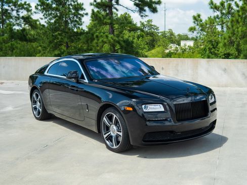 Used 2016 Rolls-Royce Wraith RWD image 14