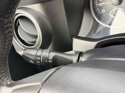 Used 2016 Toyota Tacoma TRD Sport image 25