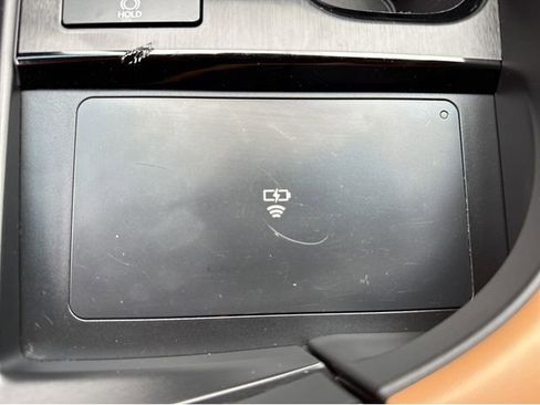 Used 2023 Lexus ES 250 w/ Premium Package AWD/4WD image 22