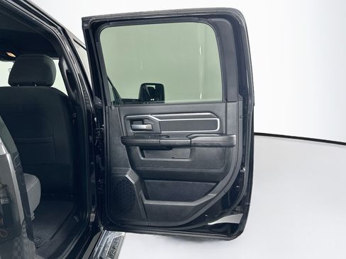 Used 2025 RAM 2500 Big Horn AWD/4WD image 29