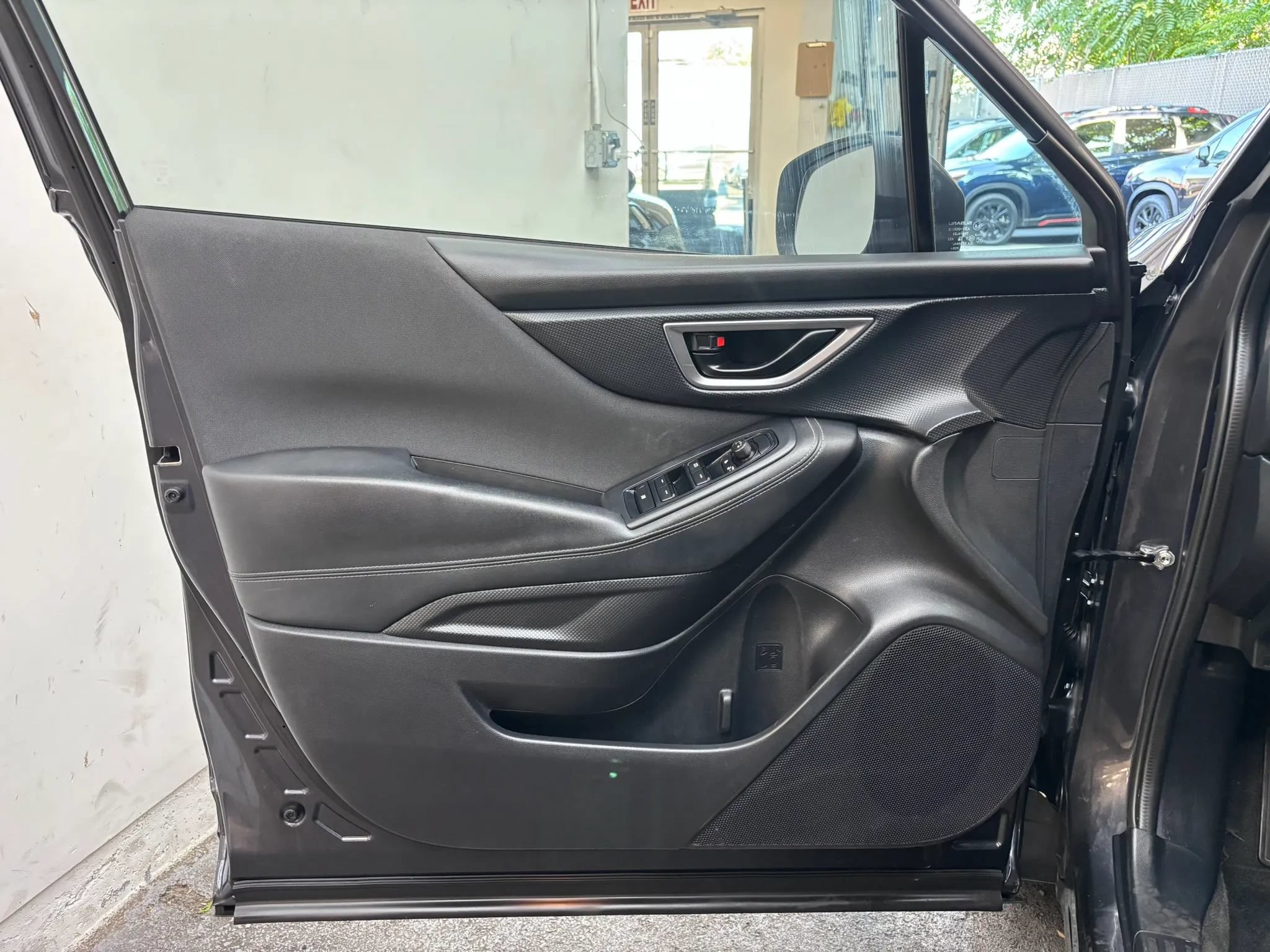 Used 2019 Subaru Forester AWD/4WD image 18