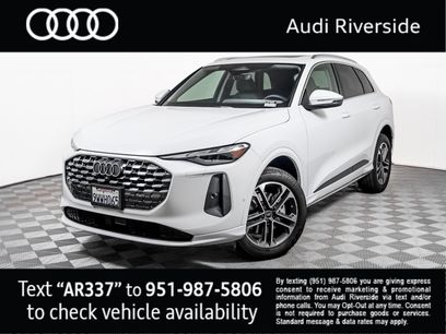 Used 2025 Audi Q5 Premium w/ Convenience Package