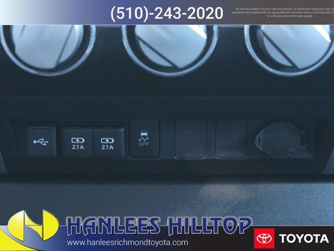 Used 2020 Toyota Tundra SR5 image 17