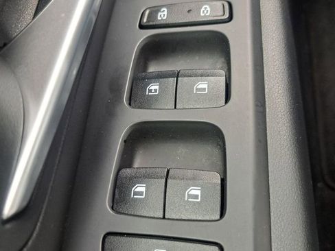 Used 2024 Hyundai Tucson SE image 16