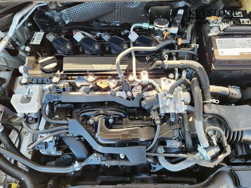 Used 2025 Toyota Corolla LE image 31