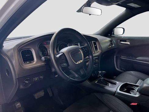 Used 2023 Dodge Charger SXT RWD image 9