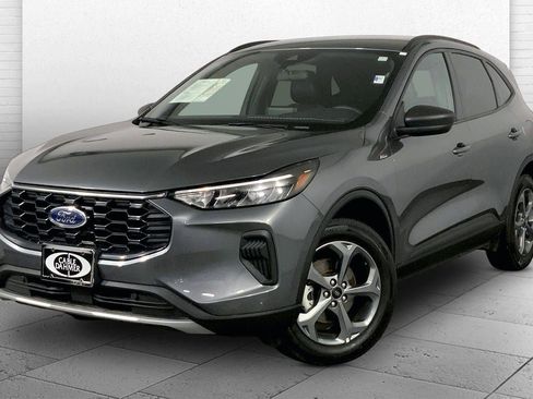 Used 2025 Ford Escape ST-Line AWD/4WD image 14