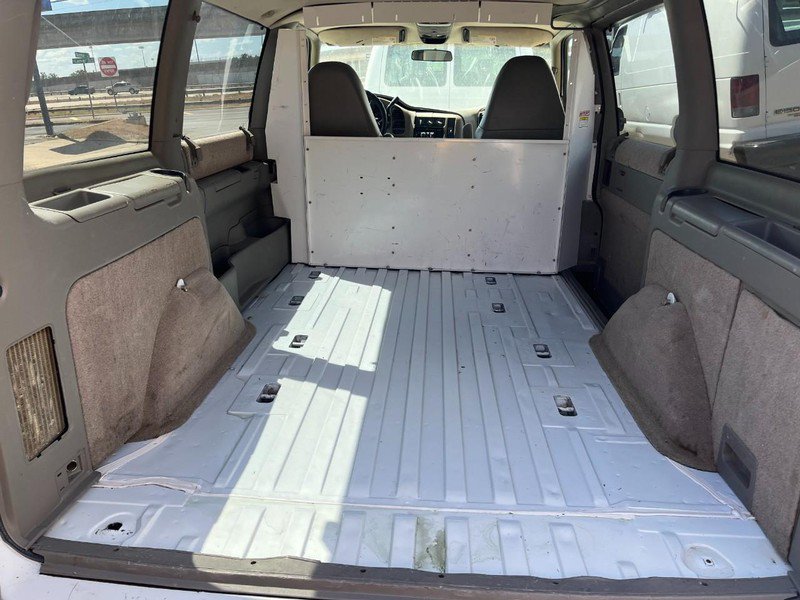 Used 2002 Chevrolet Astro RWD image 10