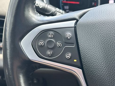 Used 2021 Chevrolet Traverse RS AWD/4WD image 36
