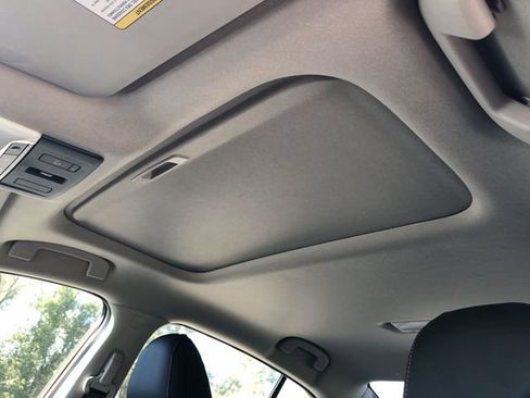 Certified 2025 Nissan Sentra SR w/ SR Premium Package image 22