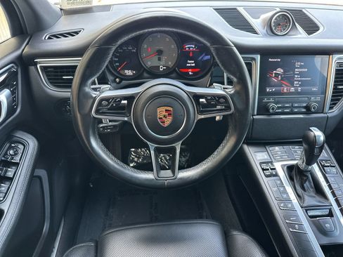 Used 2018 Porsche Macan S AWD/4WD image 16