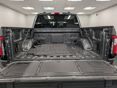 Used 2025 Ford F150 Lightning Flash image 24