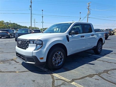 New 2025 Ford Maverick XLT w/ XLT Luxury Package image 3