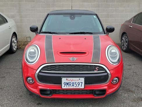 Used 2020 MINI Cooper S w/ Premium Package image 2