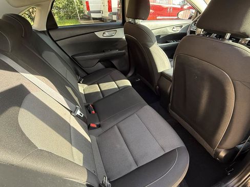 Used 2023 Kia Forte LXS FWD image 20