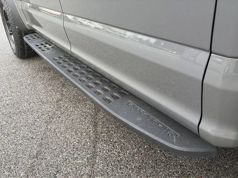 Used 2018 Ford F150 Raptor w/ Equipment Group 802A Luxury image 35