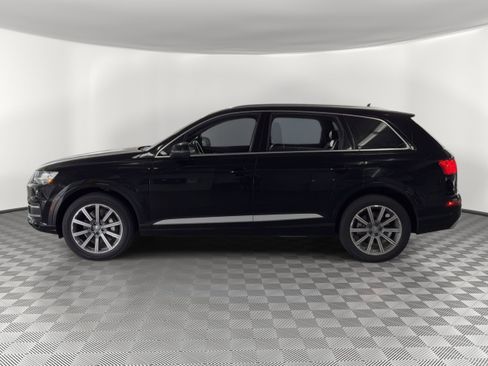 Used 2019 Audi Q7 3.0T Premium Plus w/ Premium Plus Package AWD/4WD image 2