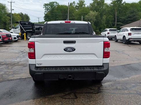 Certified 2025 Ford Maverick XL w/ Equipment Group 101A AWD/4WD image 4
