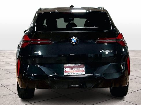 Used 2025 BMW X3 xDrive30i w/ Premium Package image 7