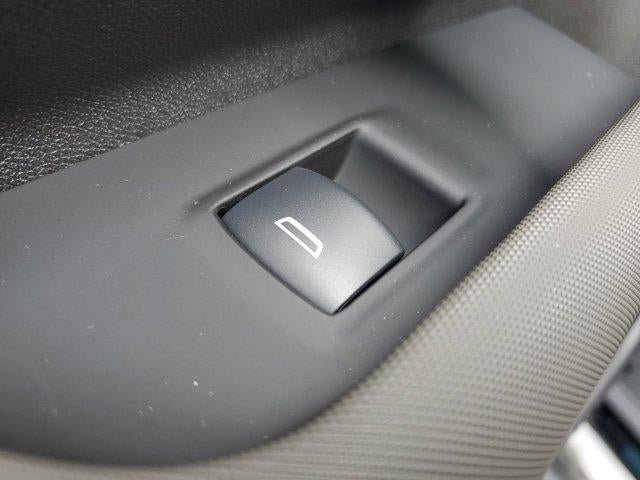 New 2025 GMC Hummer EV 2X AWD/4WD image 17