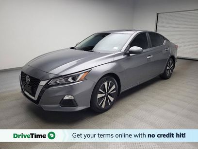 Used 2021 Nissan Altima 2.5 SV w/ SV Premium Package